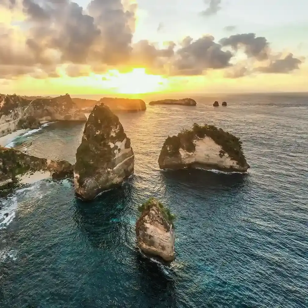 Late light over the rock islets off Nusa Penida